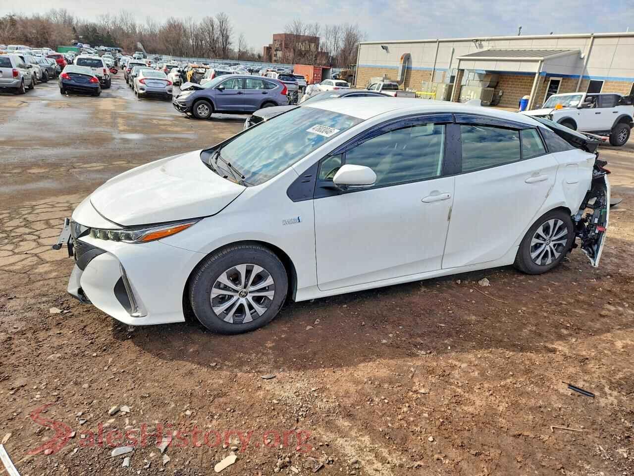2021 TOYOTA PRIUS — VIN JTDKAMFPXM3181050