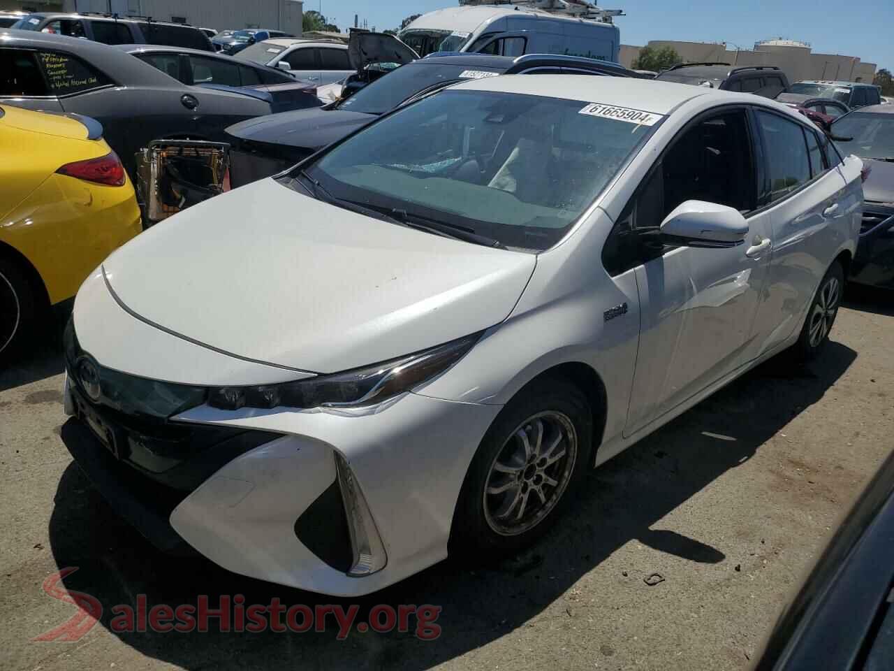 2017 TOYOTA PRIUS — VIN JTDKARFP7H3037104