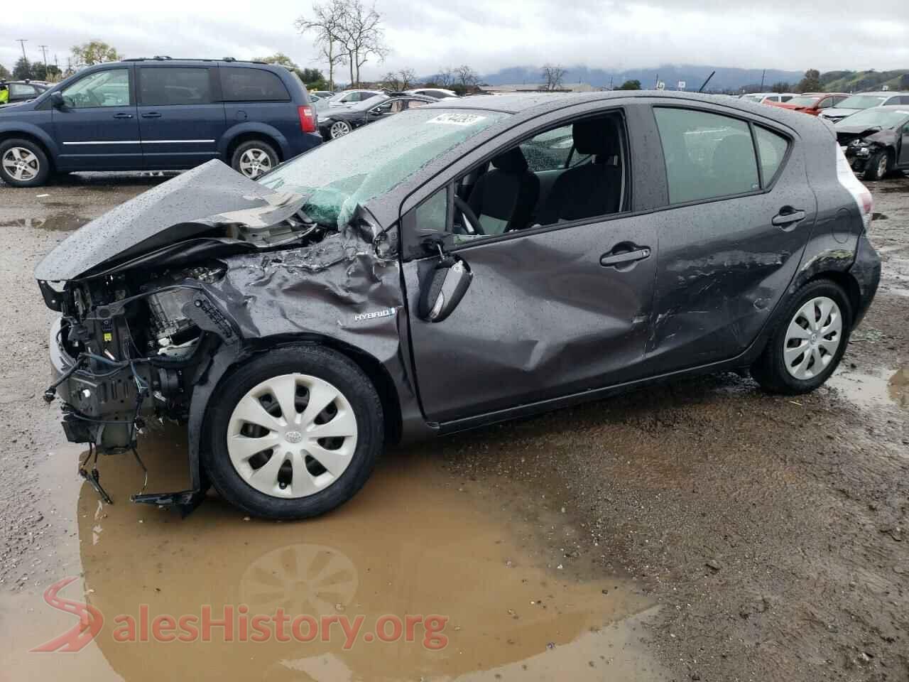 2013 TOYOTA PRIUS — VIN JTDKDTB30D1529860