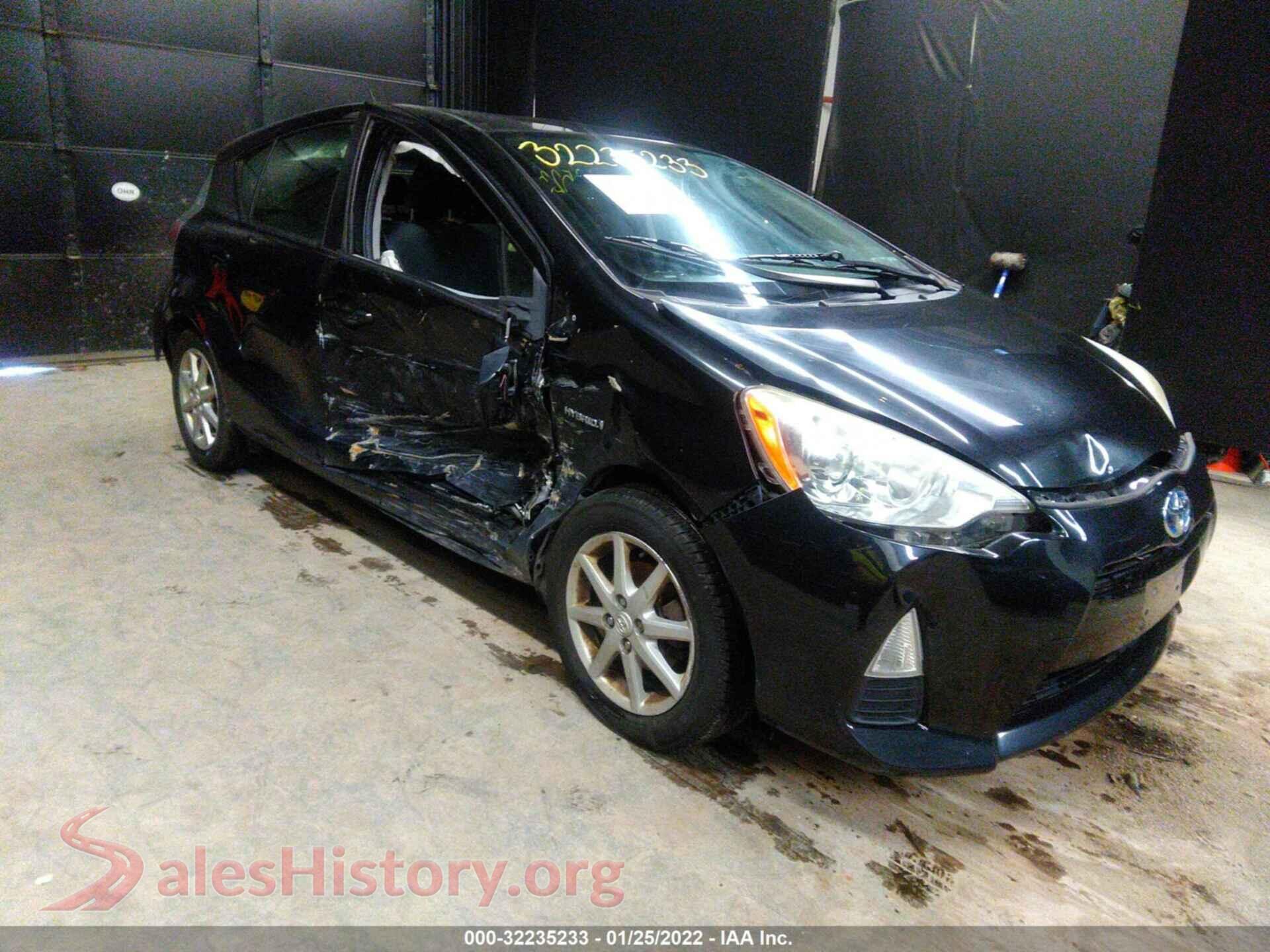 2013 TOYOTA PRIUS C — VIN JTDKDTB30D1548540