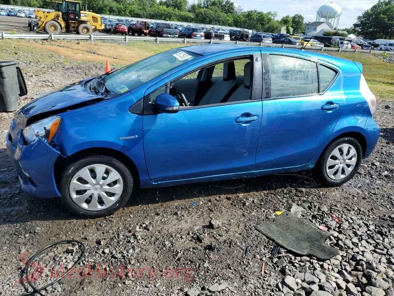 2014 TOYOTA PRIUS — VIN JTDKDTB31E1574615