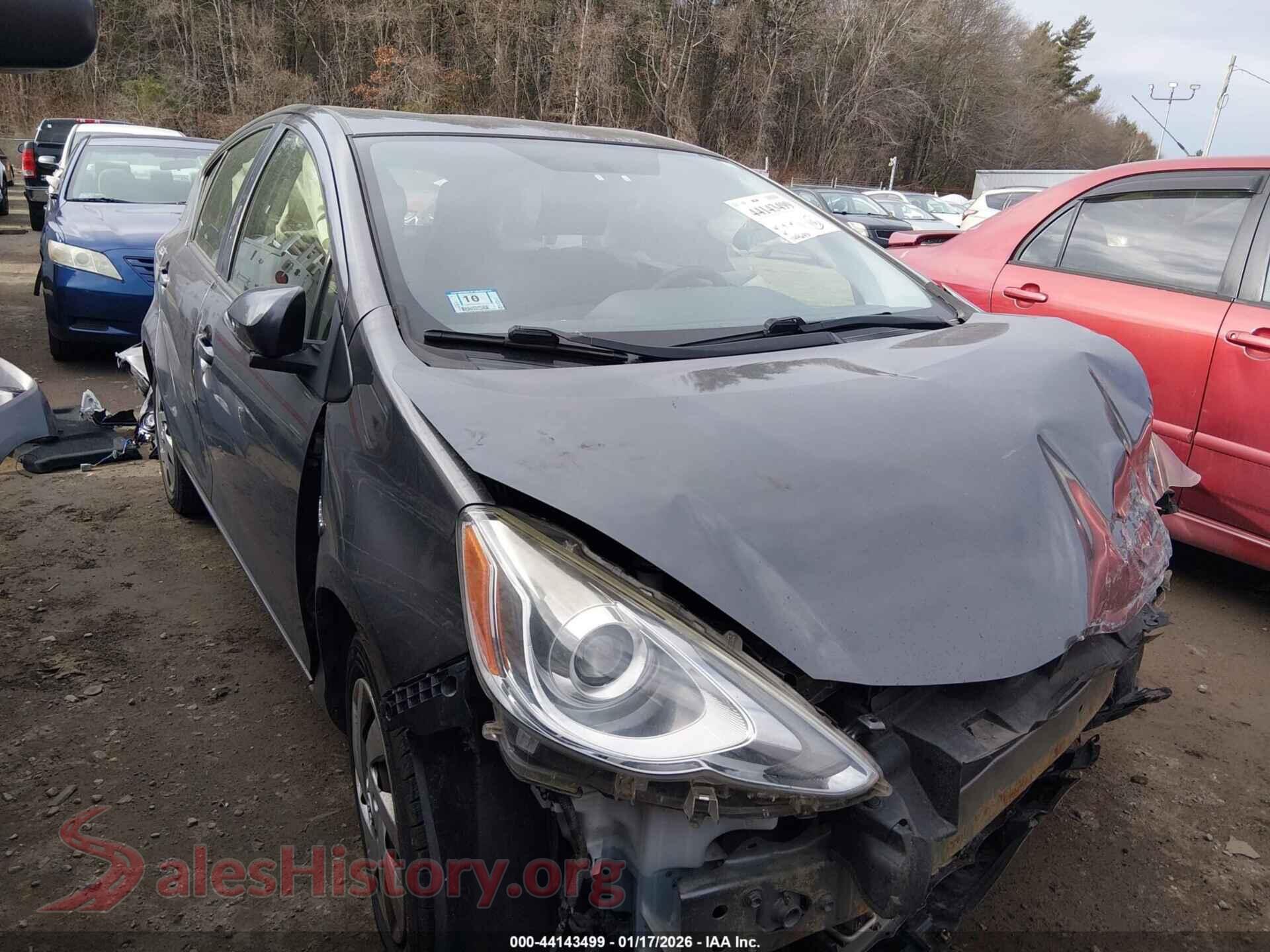 2015 TOYOTA PRIUS C — VIN JTDKDTB31F1583168