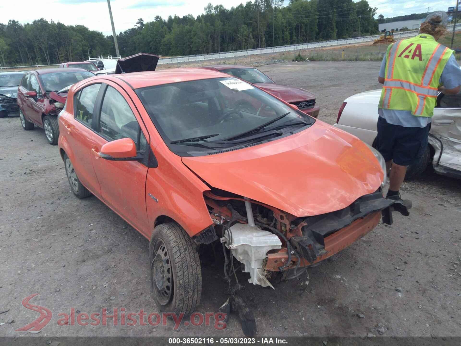 2013 TOYOTA PRIUS C — VIN JTDKDTB32D1036259