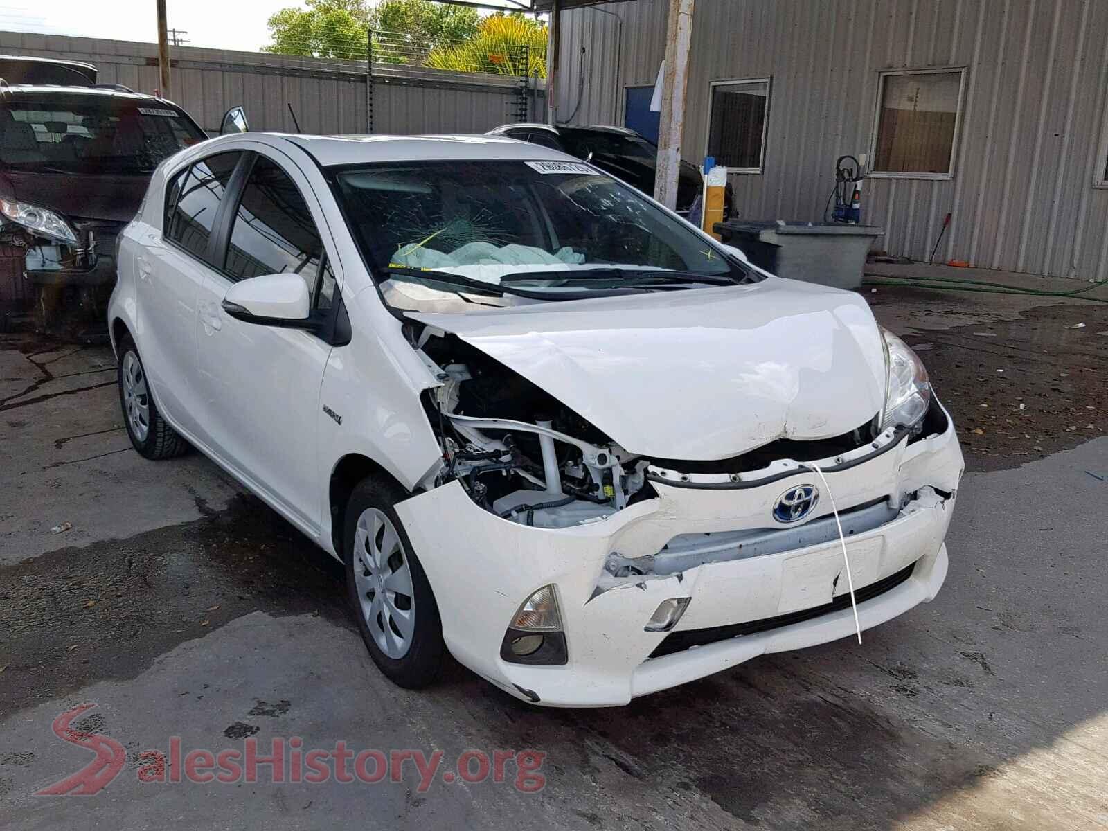 2013 TOYOTA PRIUS — VIN JTDKDTB32D1047858