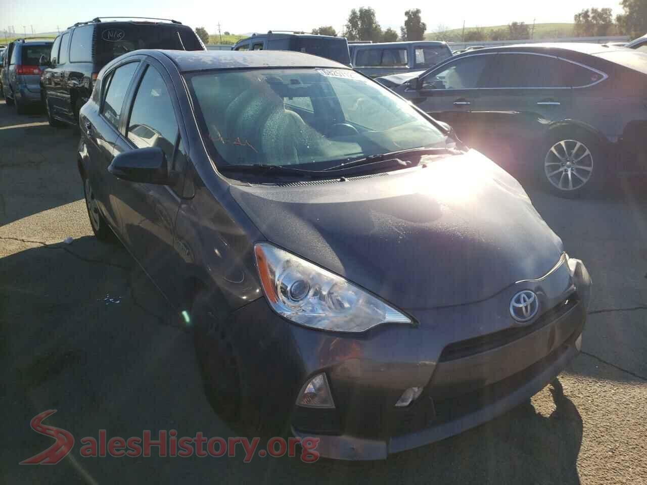 2013 TOYOTA PRIUS — VIN JTDKDTB32D1548541