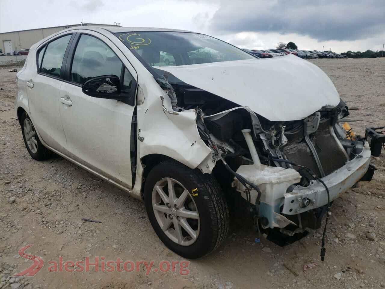 2014 TOYOTA PRIUS — VIN JTDKDTB32E1062832