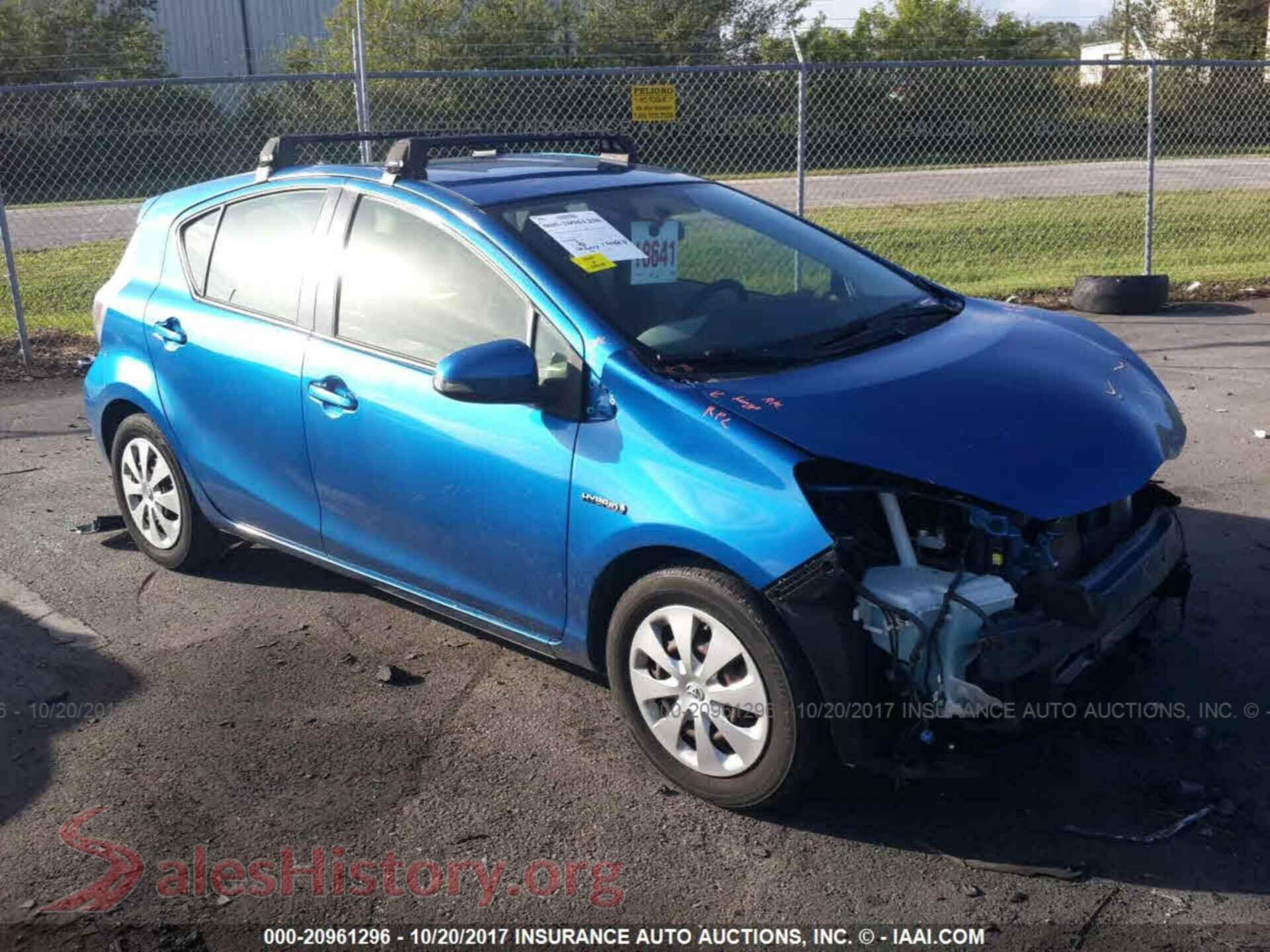 2012 Toyota Prius c — VIN JTDKDTB33C1502571