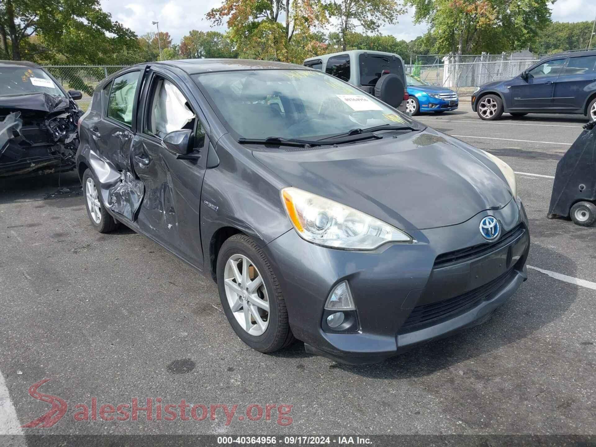 2013 TOYOTA PRIUS C — VIN JTDKDTB33D1038957