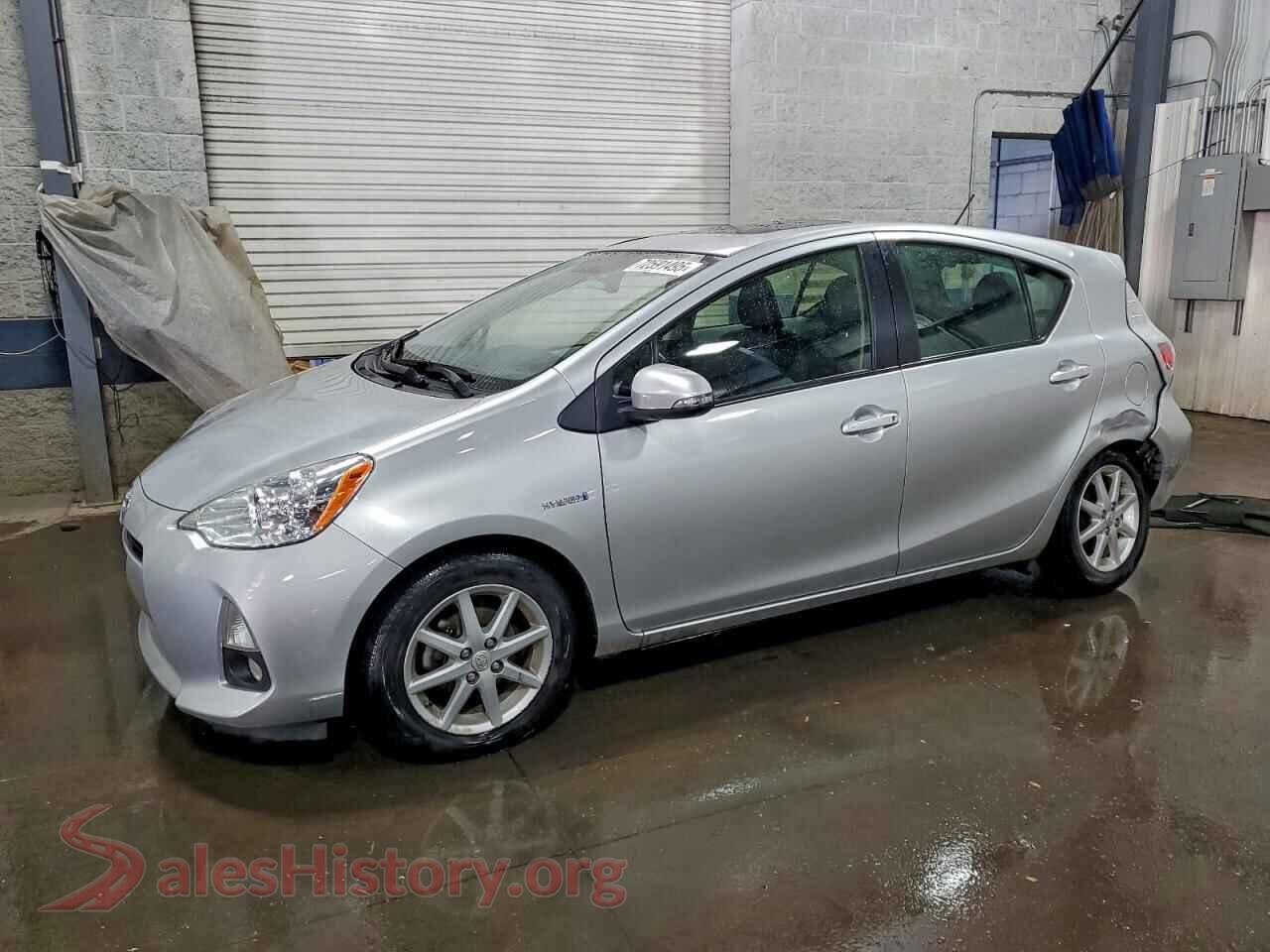 2013 TOYOTA PRIUS — VIN JTDKDTB33D1054060