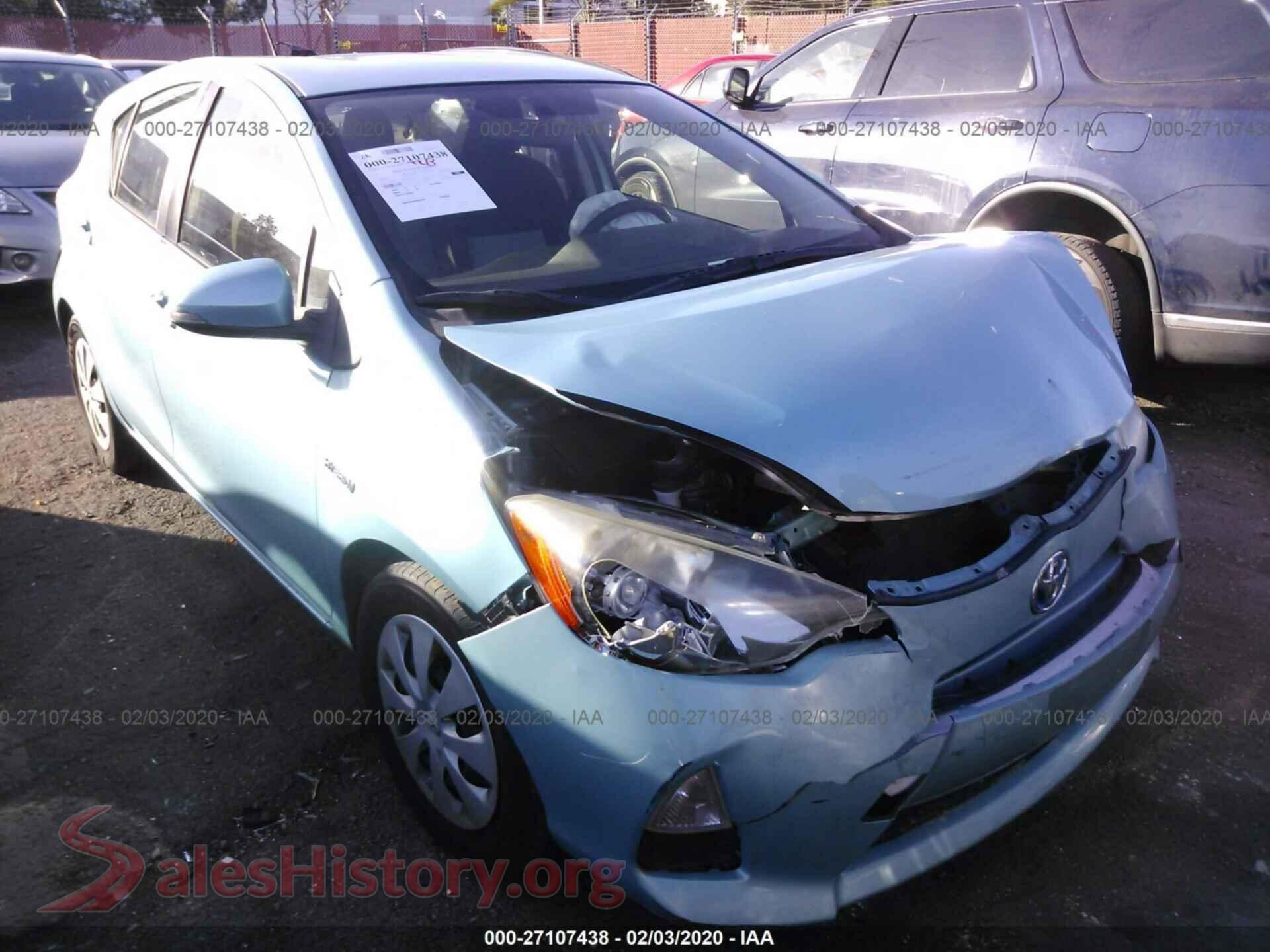 2014 TOYOTA PRIUS C — VIN JTDKDTB33E1060751