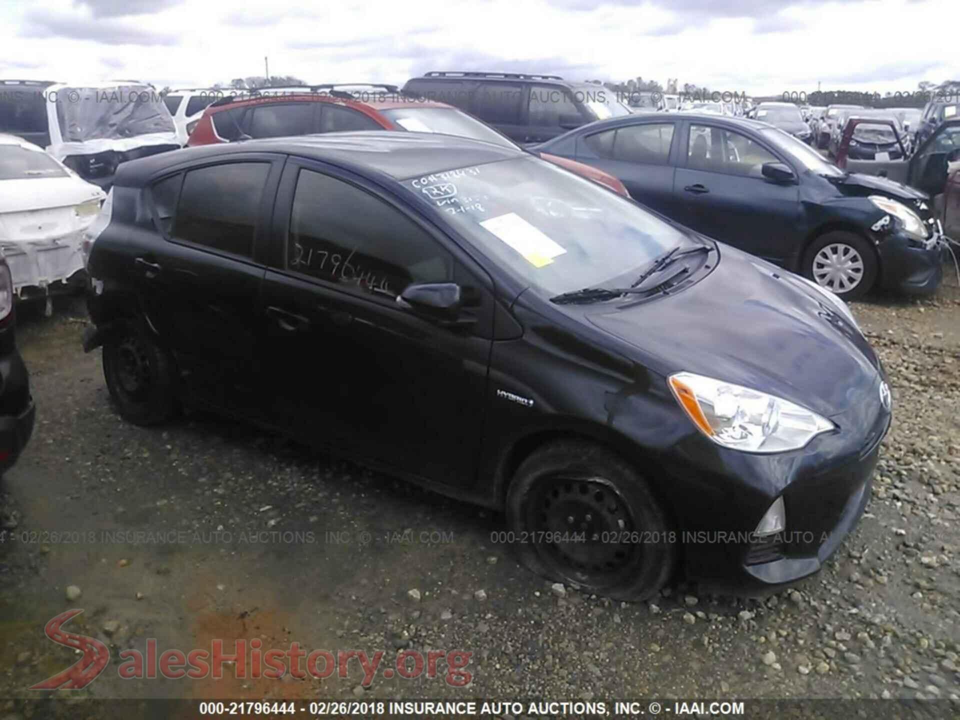 2013 Toyota Prius c — VIN JTDKDTB36D1043151