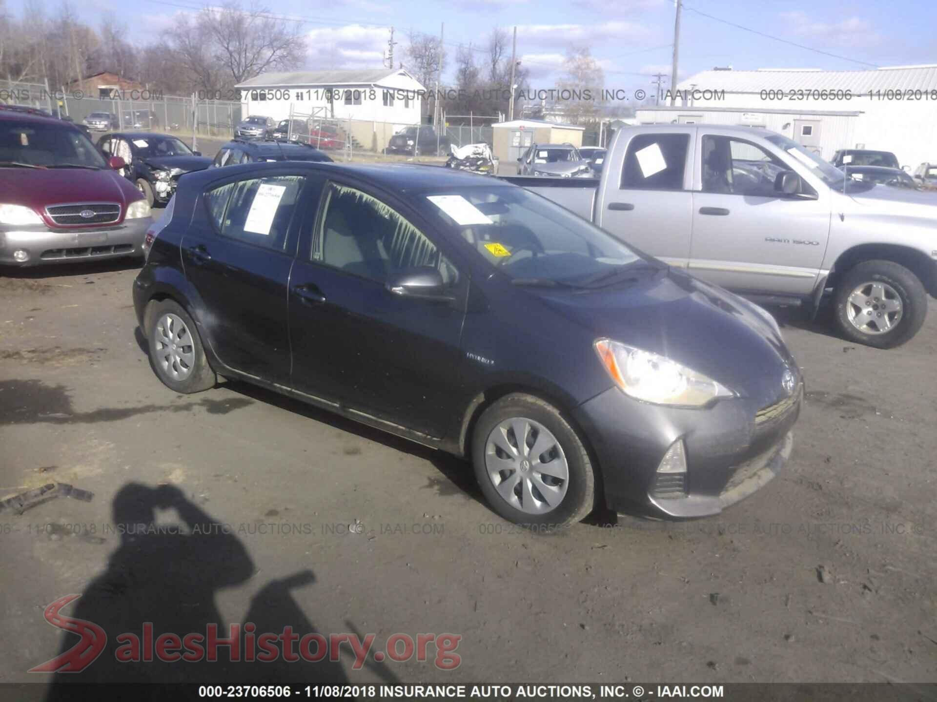 2014 Toyota Prius c — VIN JTDKDTB38E1569380