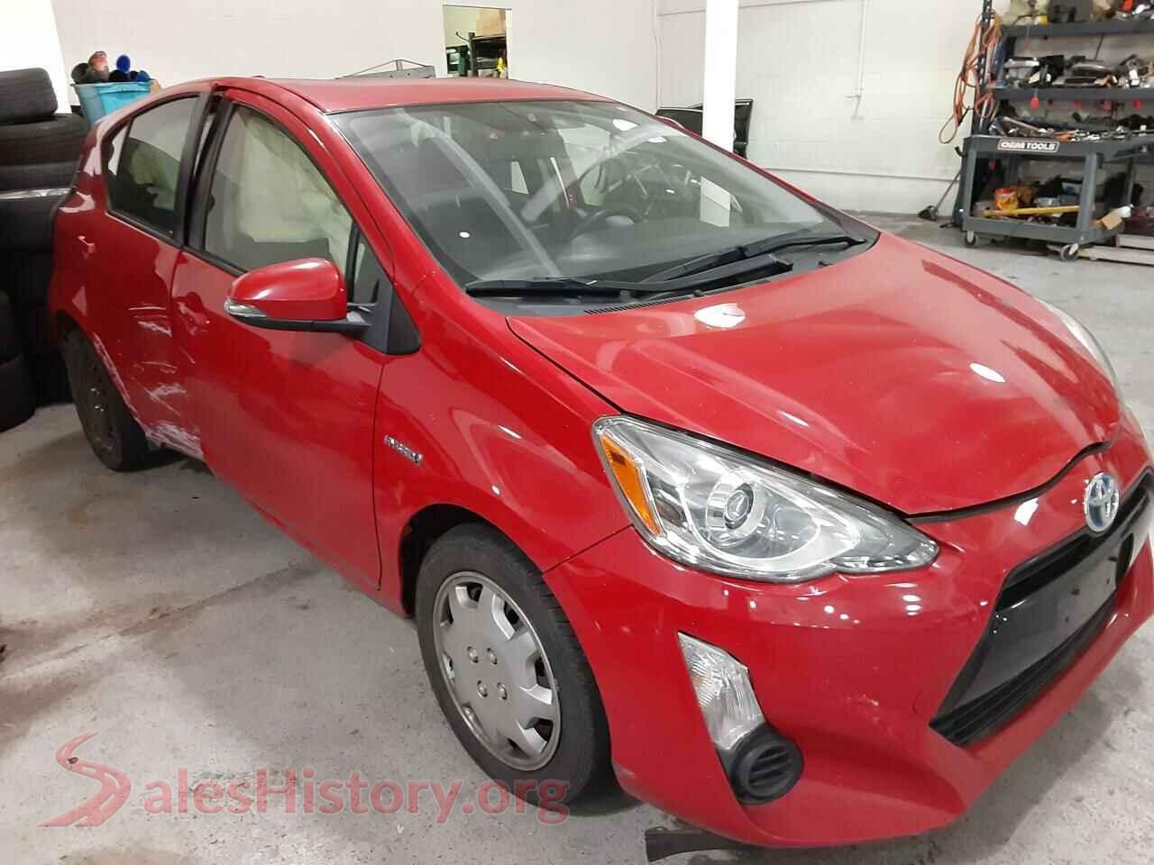 2015 TOYOTA PRIUS — VIN JTDKDTB38F1110335
