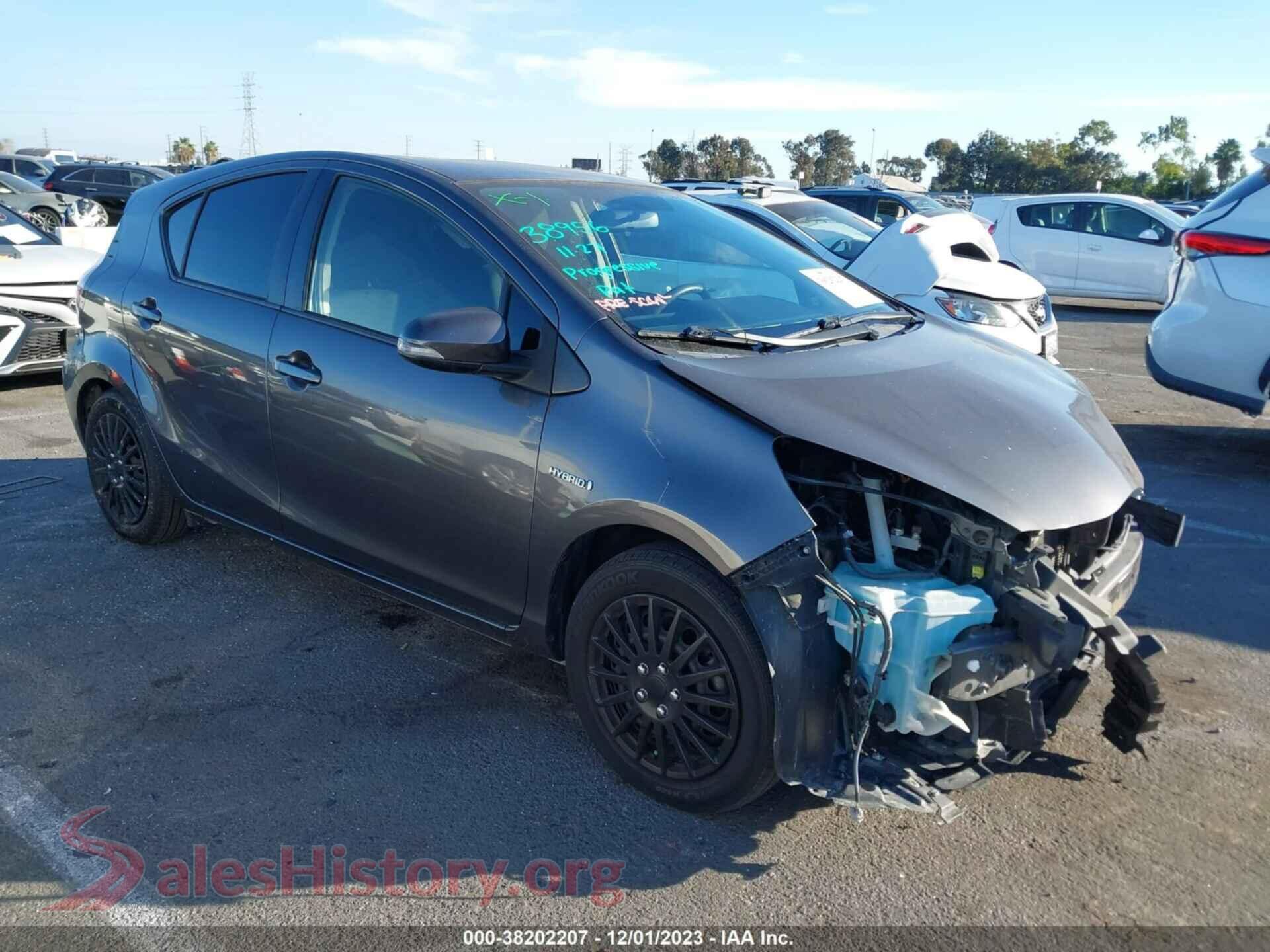 2015 TOYOTA PRIUS C — VIN JTDKDTB39F1096171
