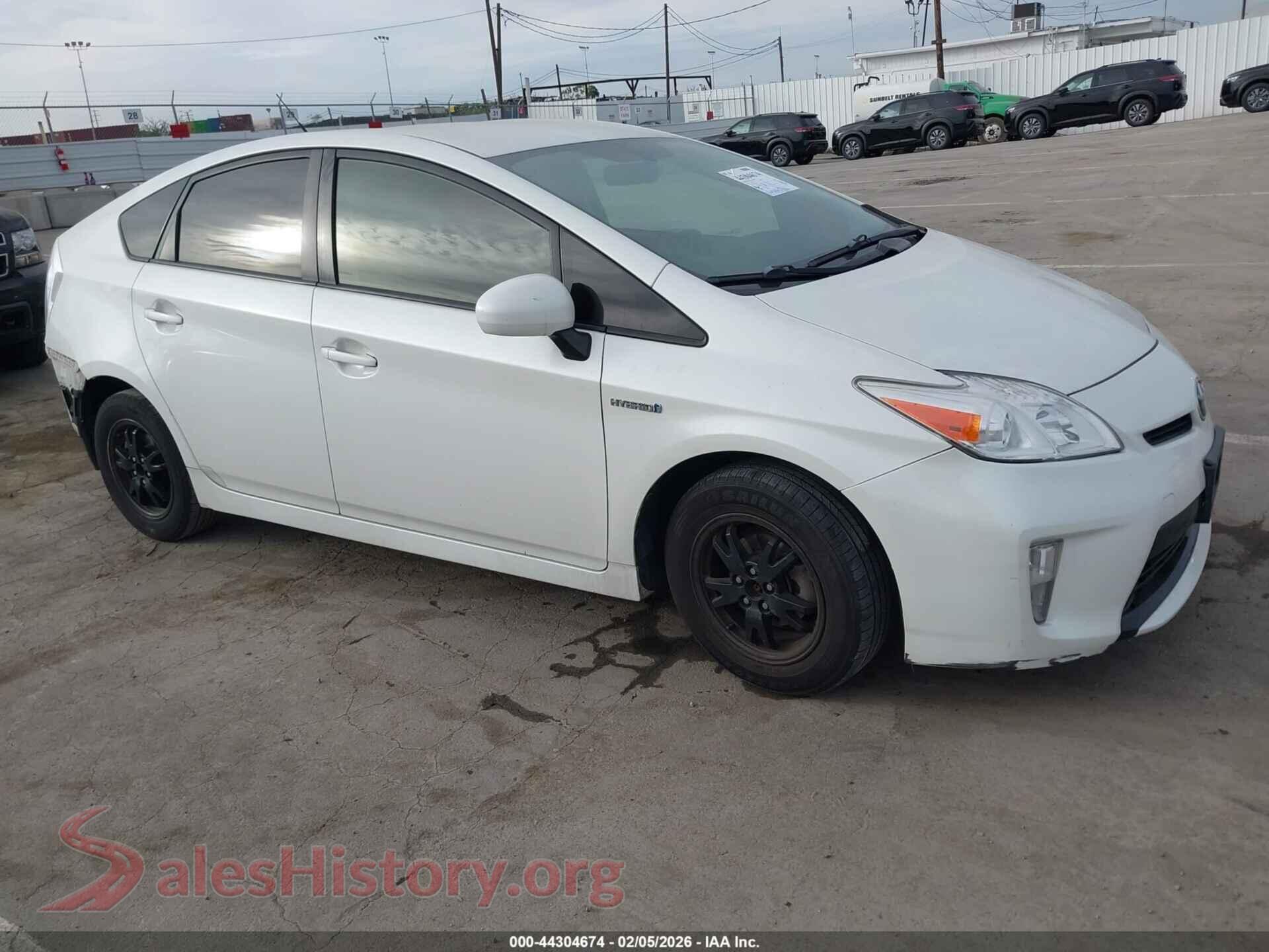 2015 TOYOTA PRIUS — VIN JTDKN3DU4F1998732