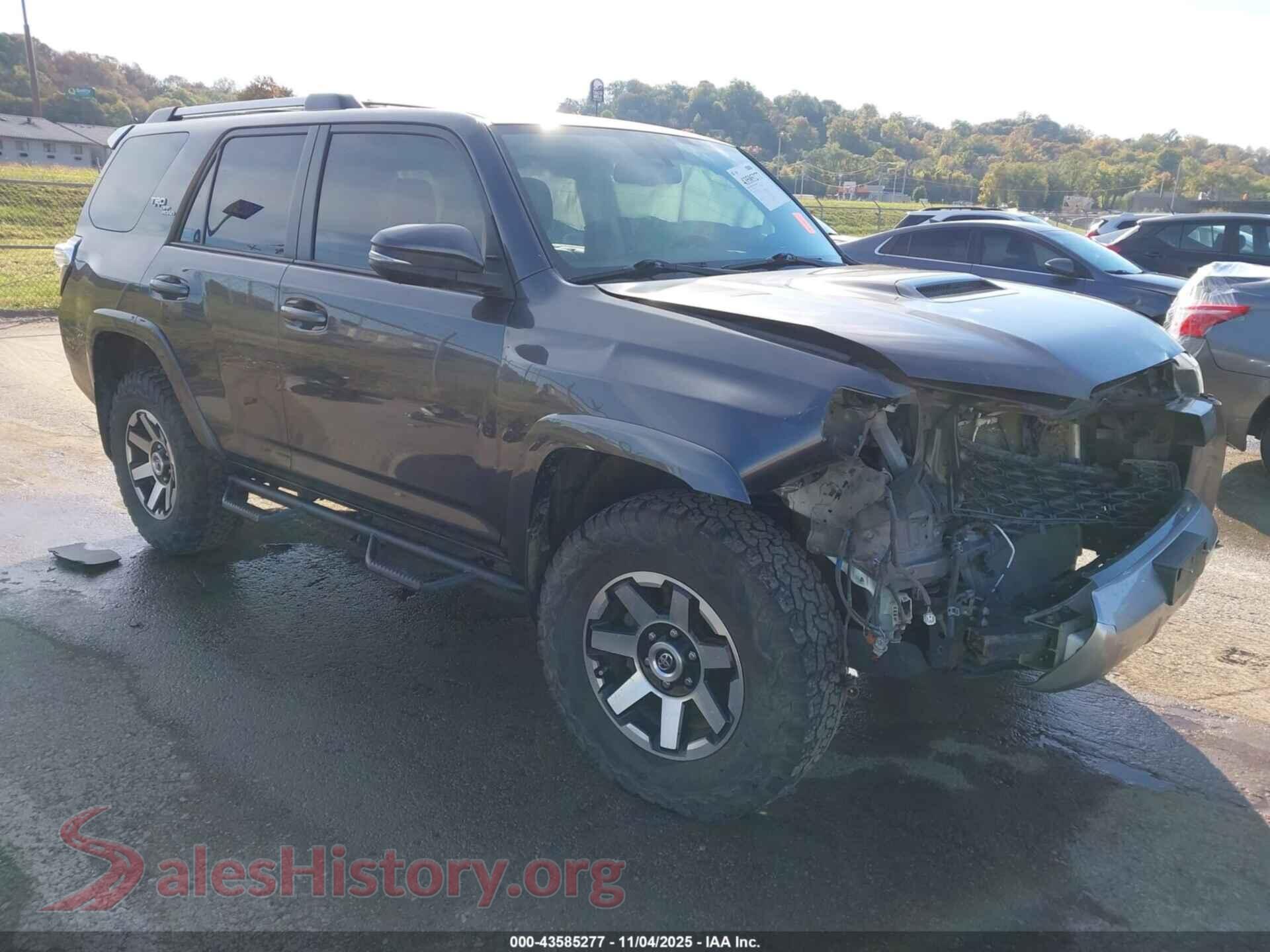 2018 TOYOTA 4RUNNER — VIN JTEBU5JR8J5591959