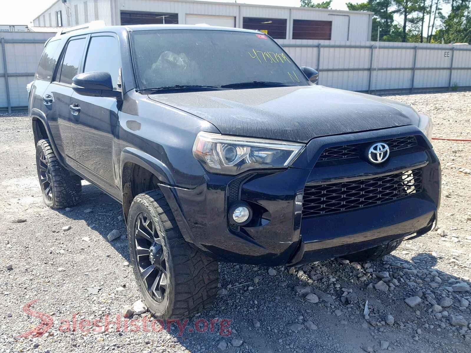 2015 TOYOTA 4RUNNER SR — VIN JTEBU5JR9F5236807