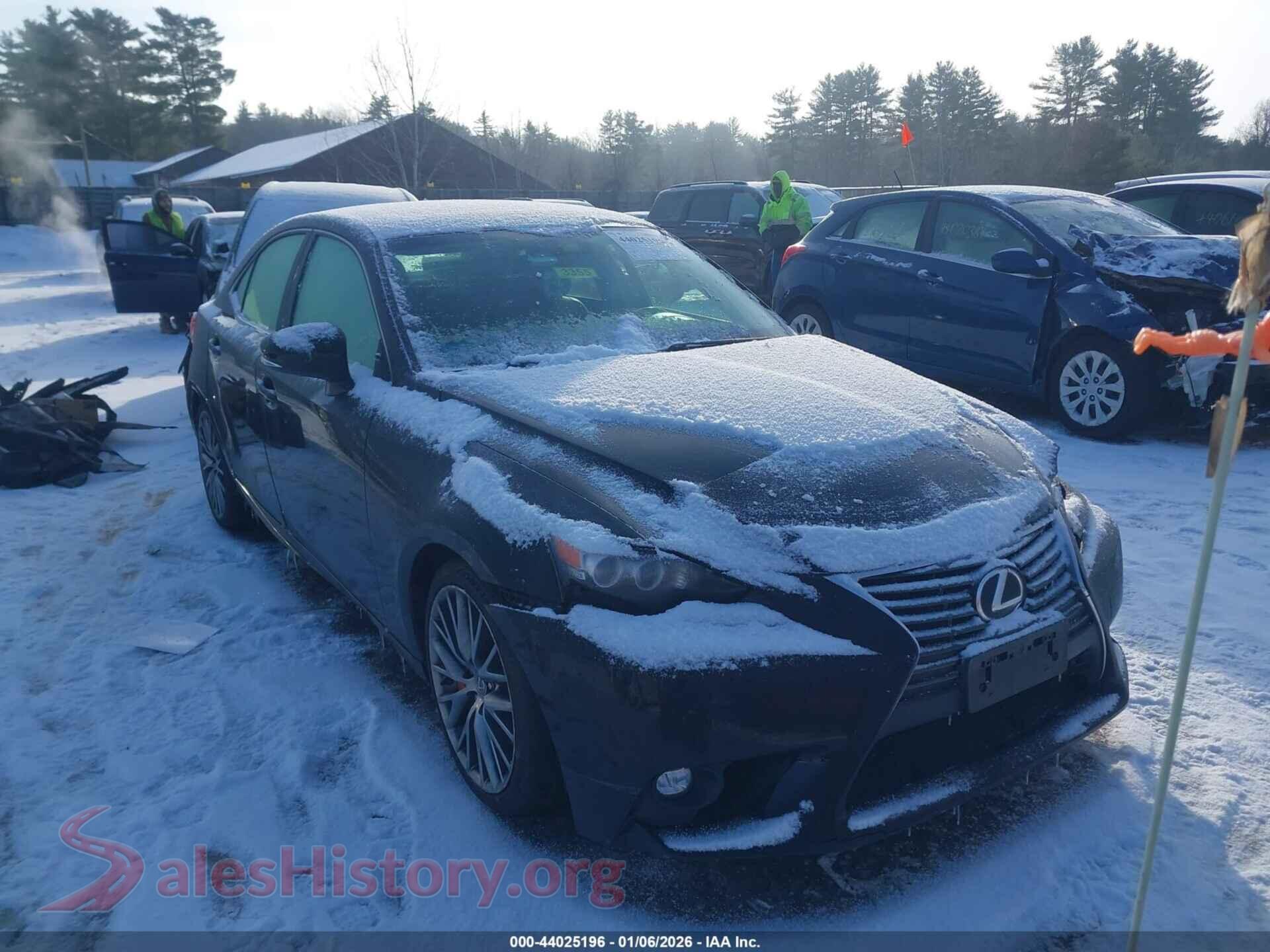 2016 LEXUS IS 300 — VIN JTHCM1D24G5010108