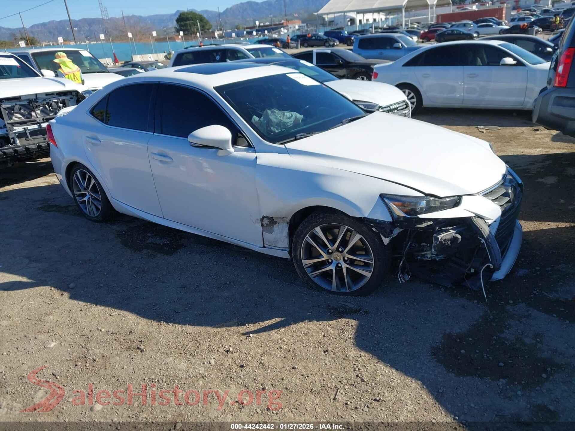2020 LEXUS IS 300 — VIN JTHDA1D29L5107733