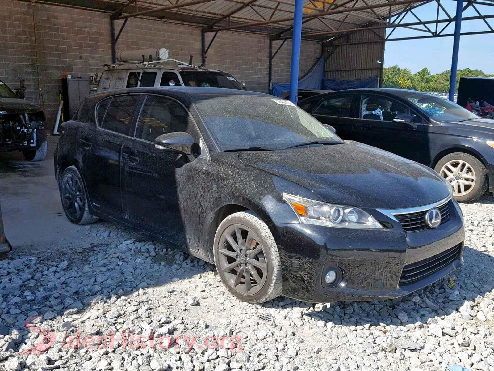 2011 LEXUS CT 200 — VIN JTHKD5BH5B2043087
