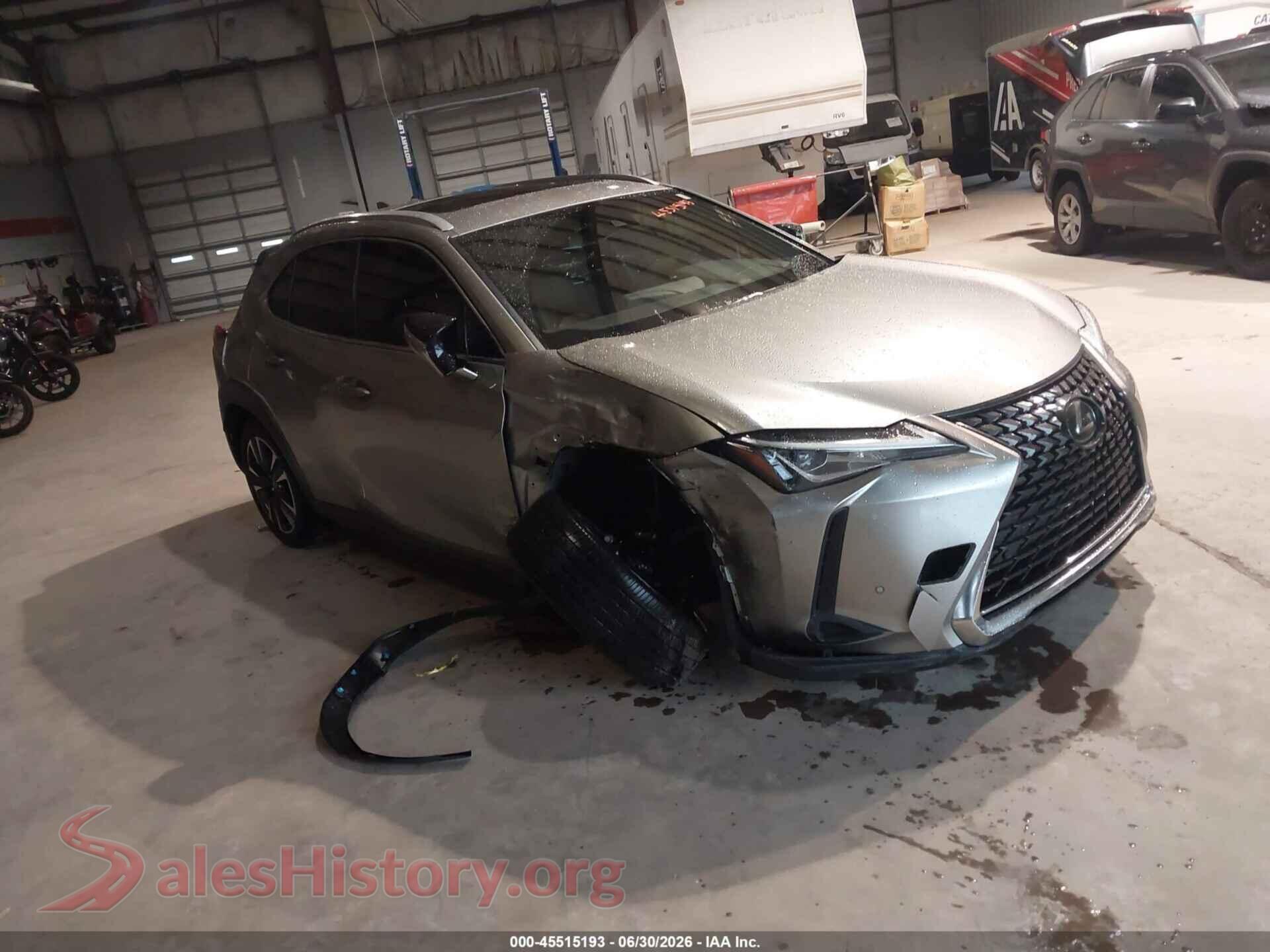 2020 LEXUS UX 200 — VIN JTHX3JBH2L2025052