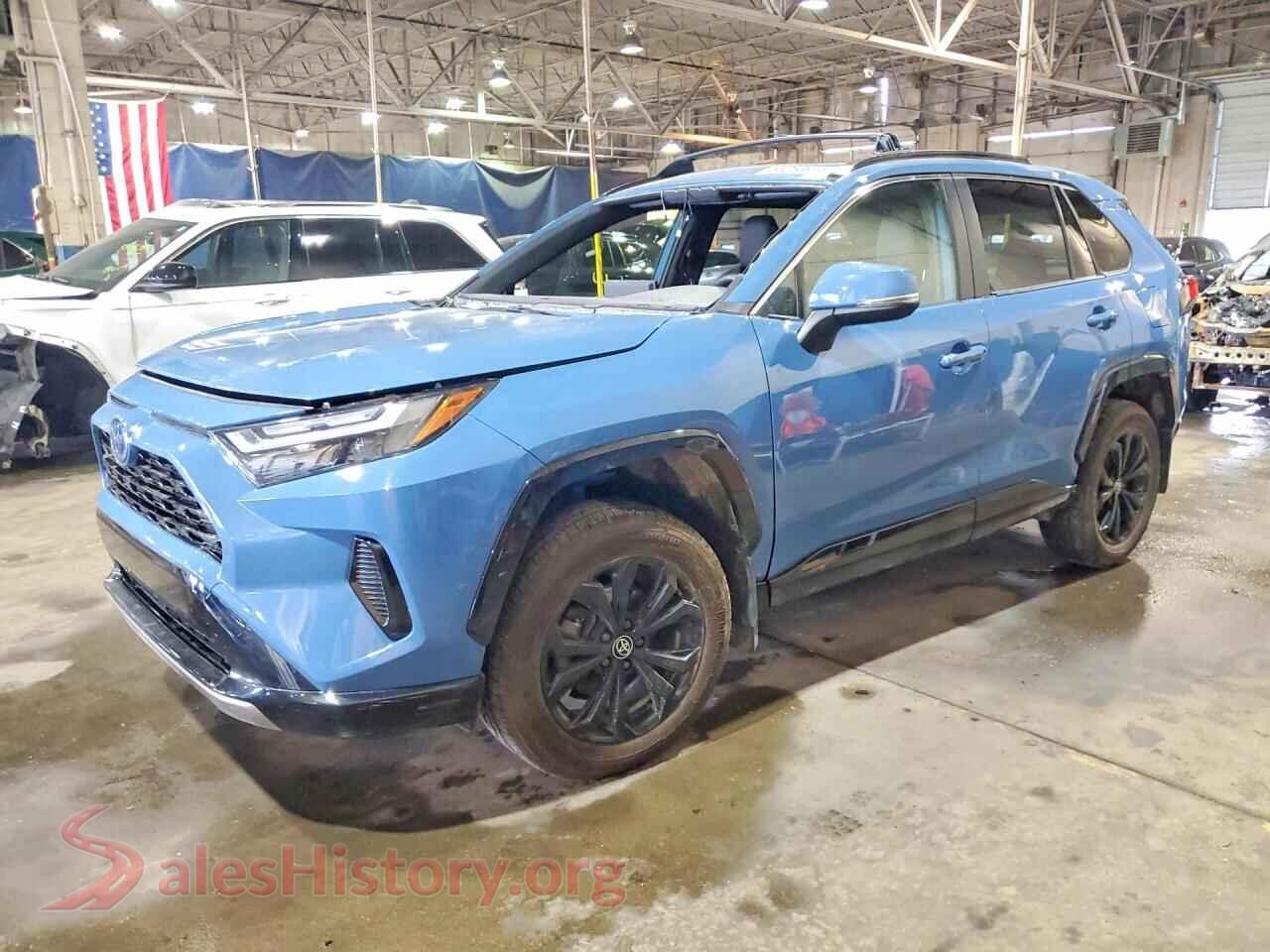 2022 TOYOTA RAV4 — VIN JTM16RFV6ND077143