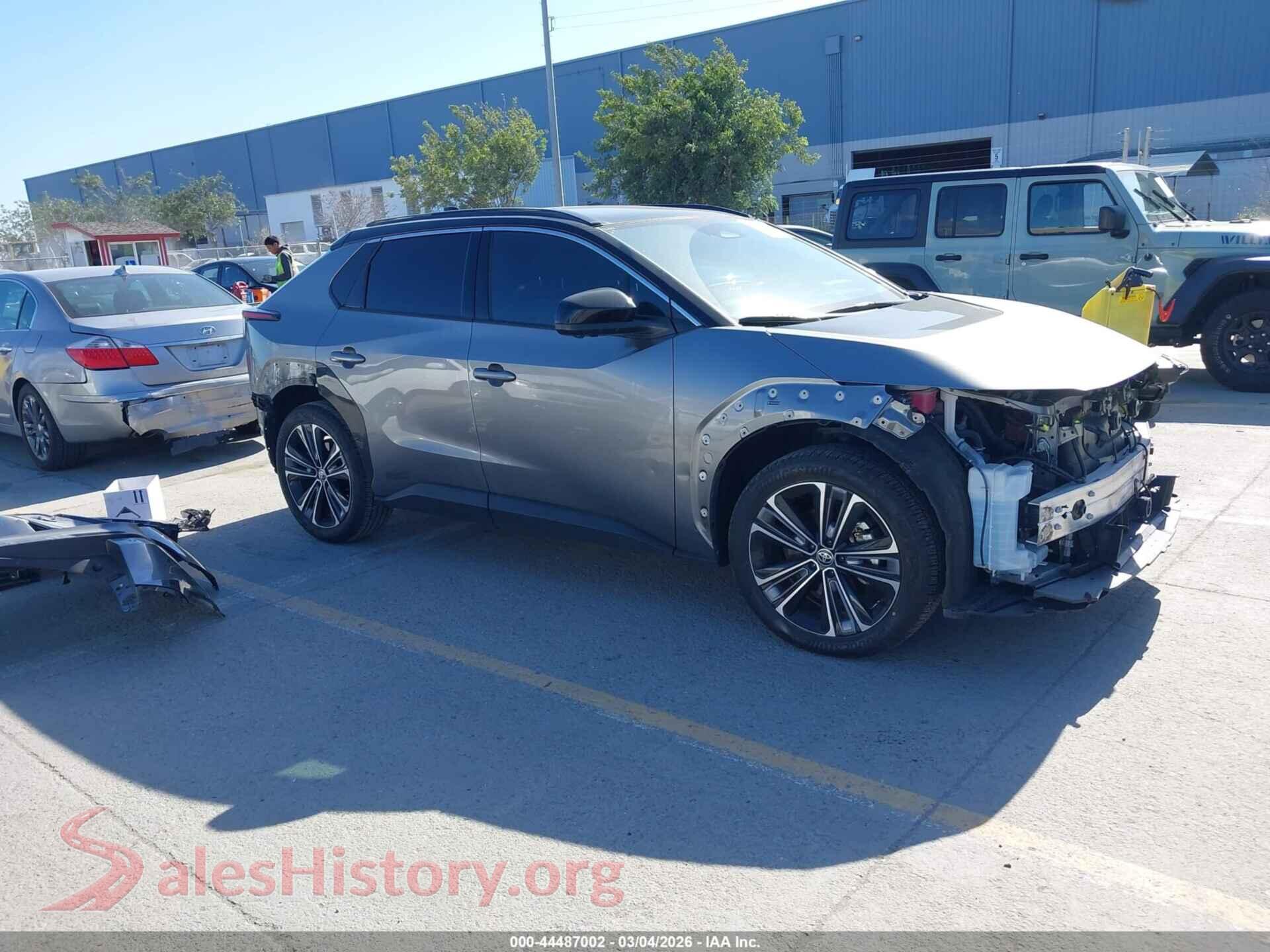 2023 TOYOTA BZ4X — VIN JTMAAAAA6PA001558