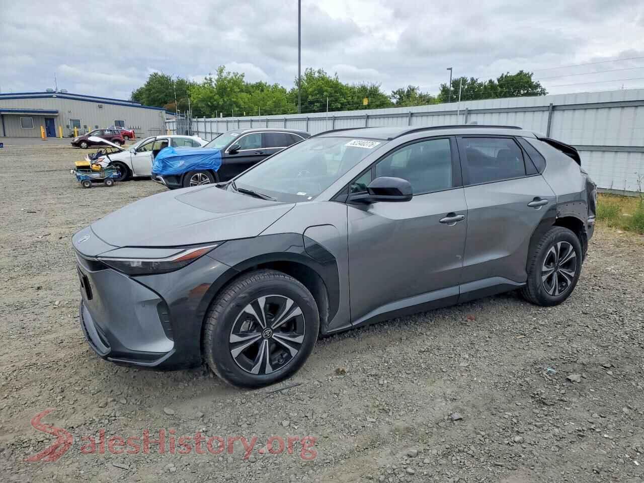 2024 TOYOTA BZ4X LIMIT — VIN JTMABACA9RA076090