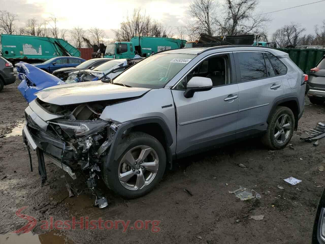 2021 TOYOTA RAV4 — VIN JTMB6RFV8MD043319