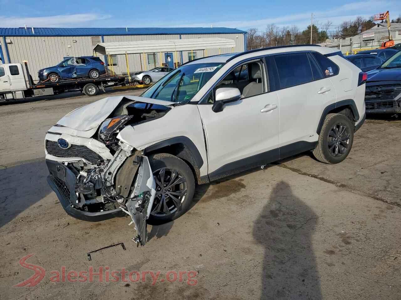 2023 TOYOTA RAV4 — VIN JTMB6RFVXPD098942
