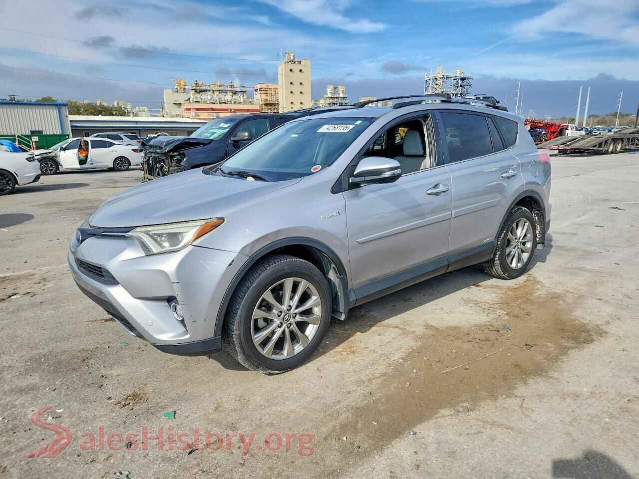 2017 TOYOTA RAV4 — VIN JTMDJREV2HD073592