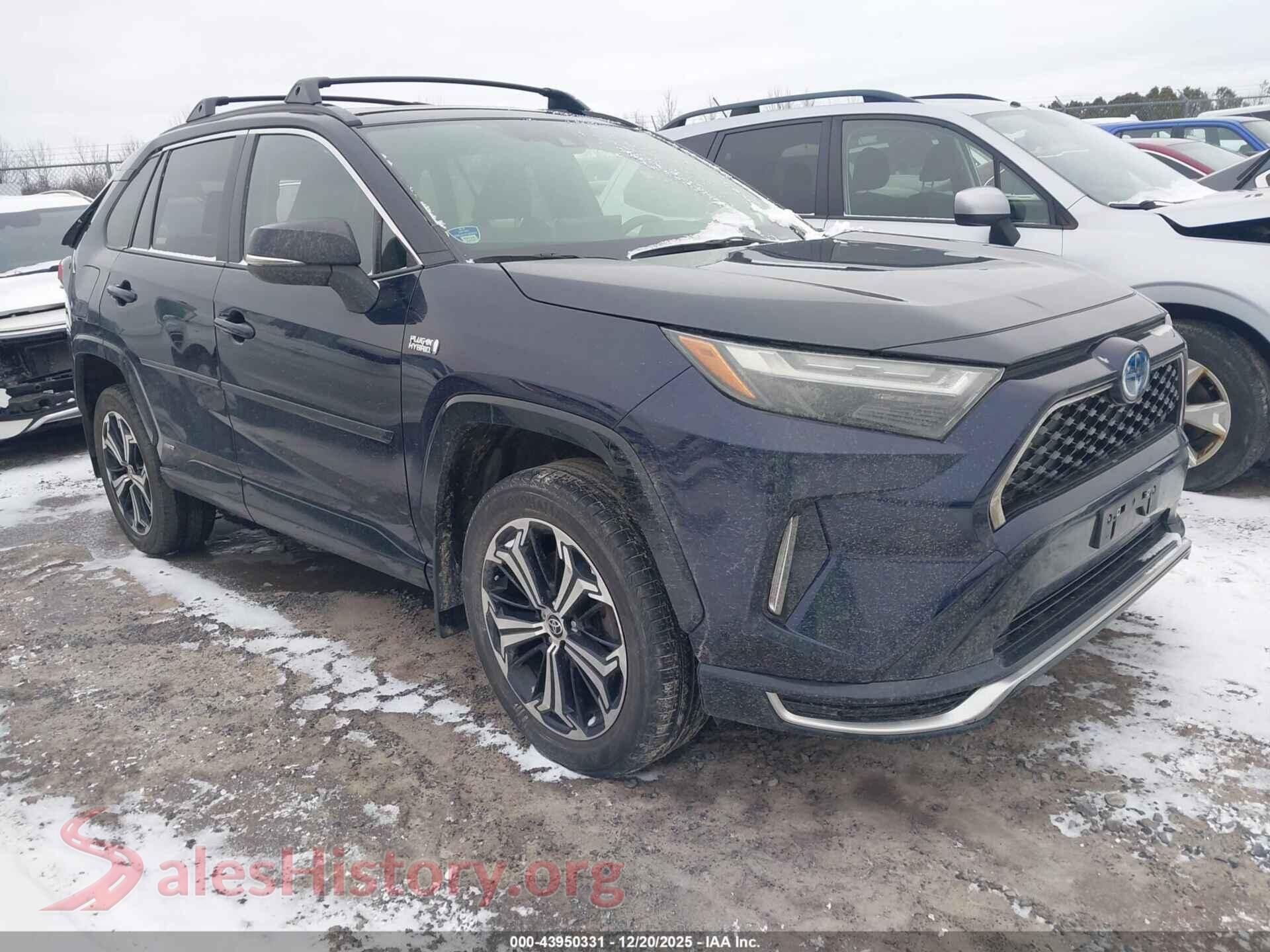 2022 TOYOTA RAV4 PRIME — VIN JTMEB3FV1ND106218