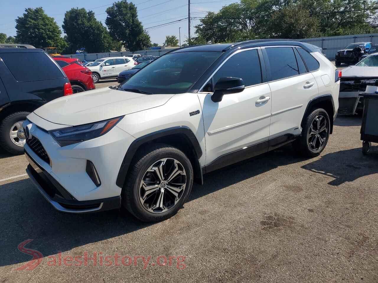 2022 TOYOTA RAV4 — VIN JTMEB3FV9ND081455