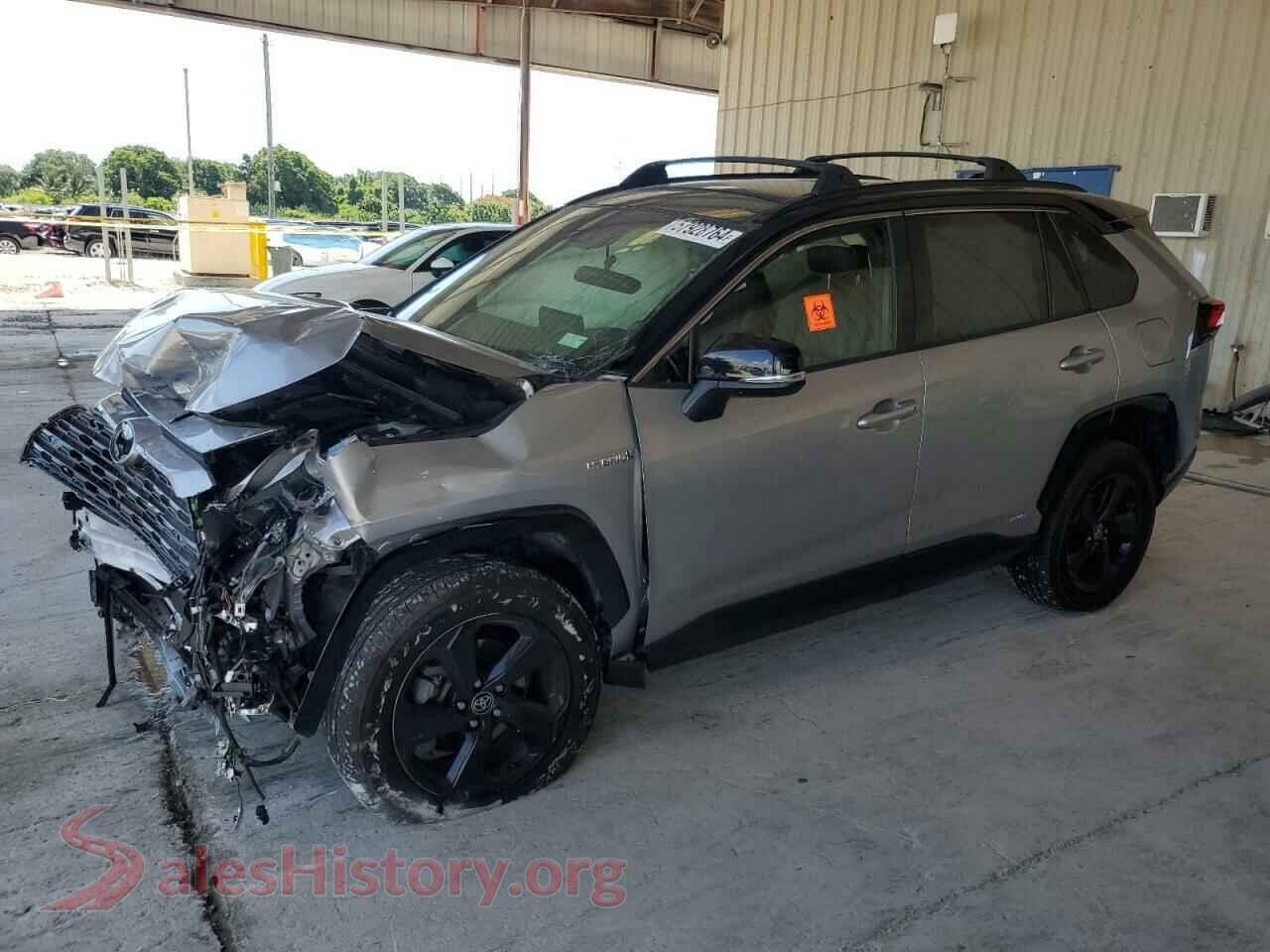 2020 TOYOTA RAV4 — VIN JTMEWRFV3LD543898