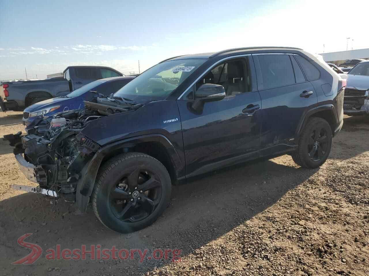 2019 TOYOTA RAV4 — VIN JTMEWRFV9KD507731