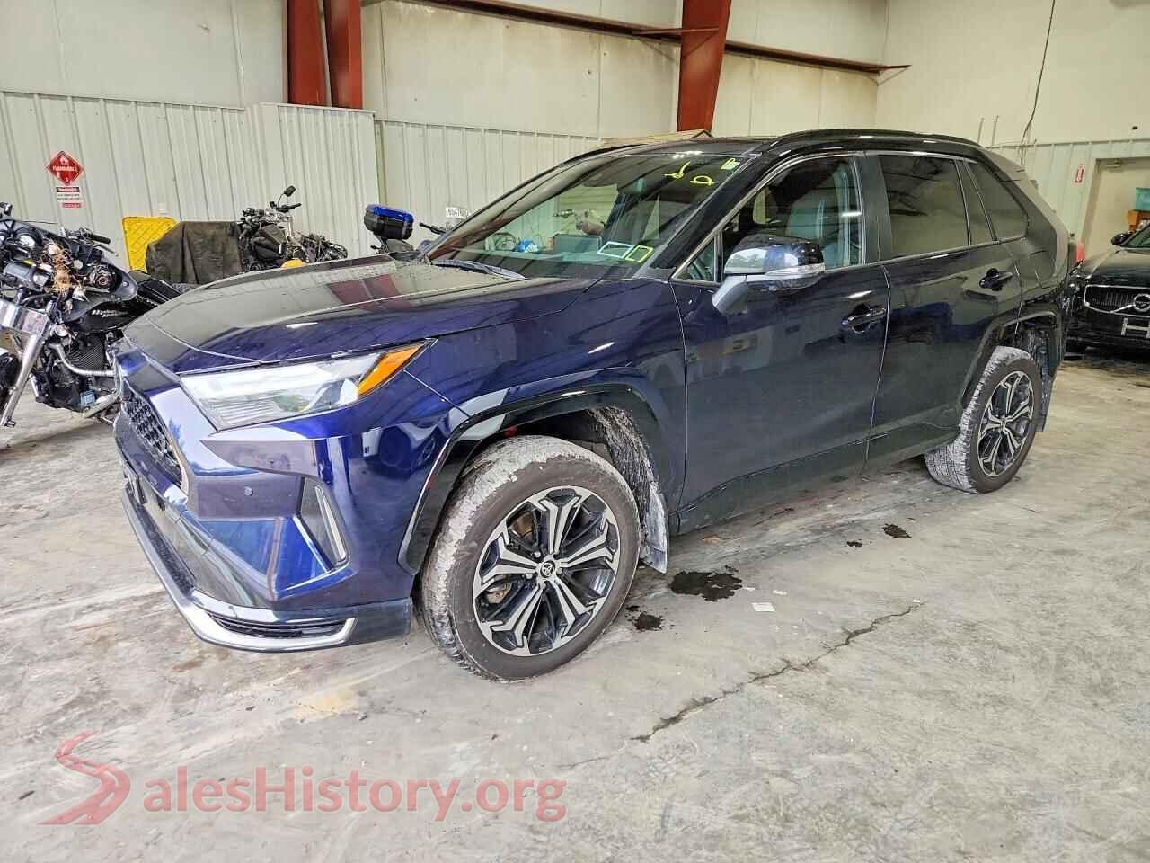 2025 TOYOTA RAV4 — VIN JTMFB3FV3SD265581