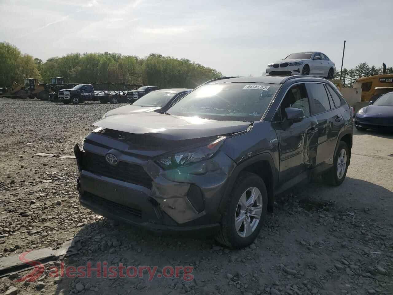 2019 TOYOTA RAV4 — VIN JTMMWRFV2KD026490