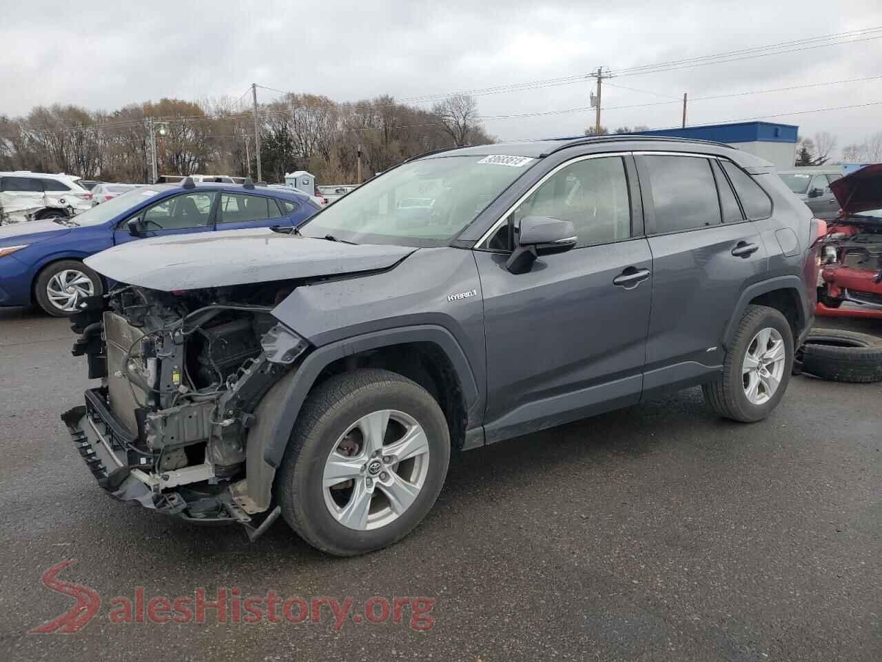 2019 TOYOTA RAV4 — VIN JTMMWRFV4KD011635