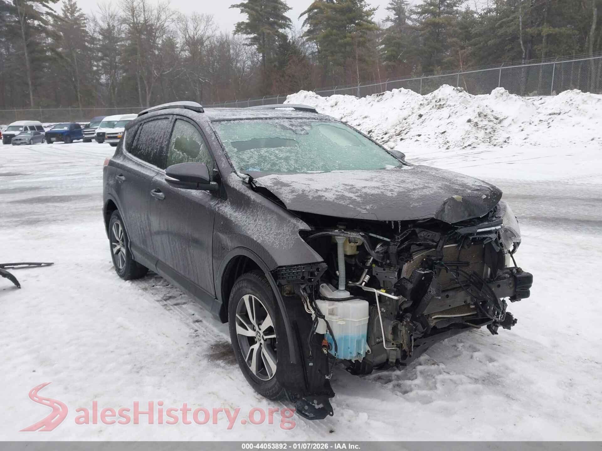 2018 TOYOTA RAV4 — VIN JTMRFREV7JJ187618