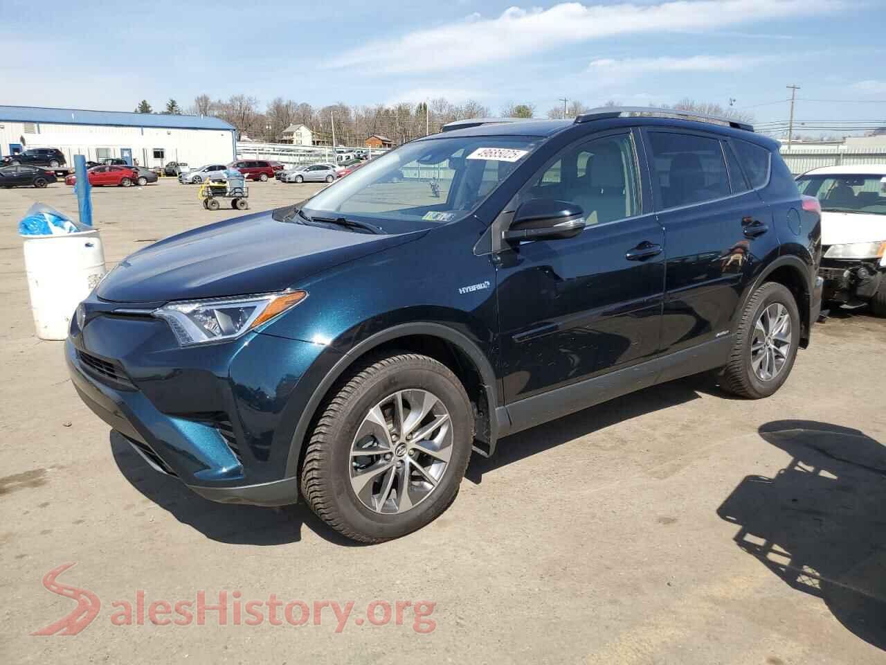 2018 TOYOTA RAV4 — VIN JTMRJREV4JD226078