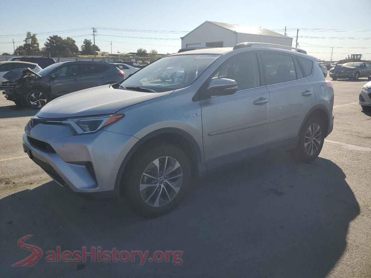 2018 TOYOTA RAV4 — VIN JTMRJREV6JD201148
