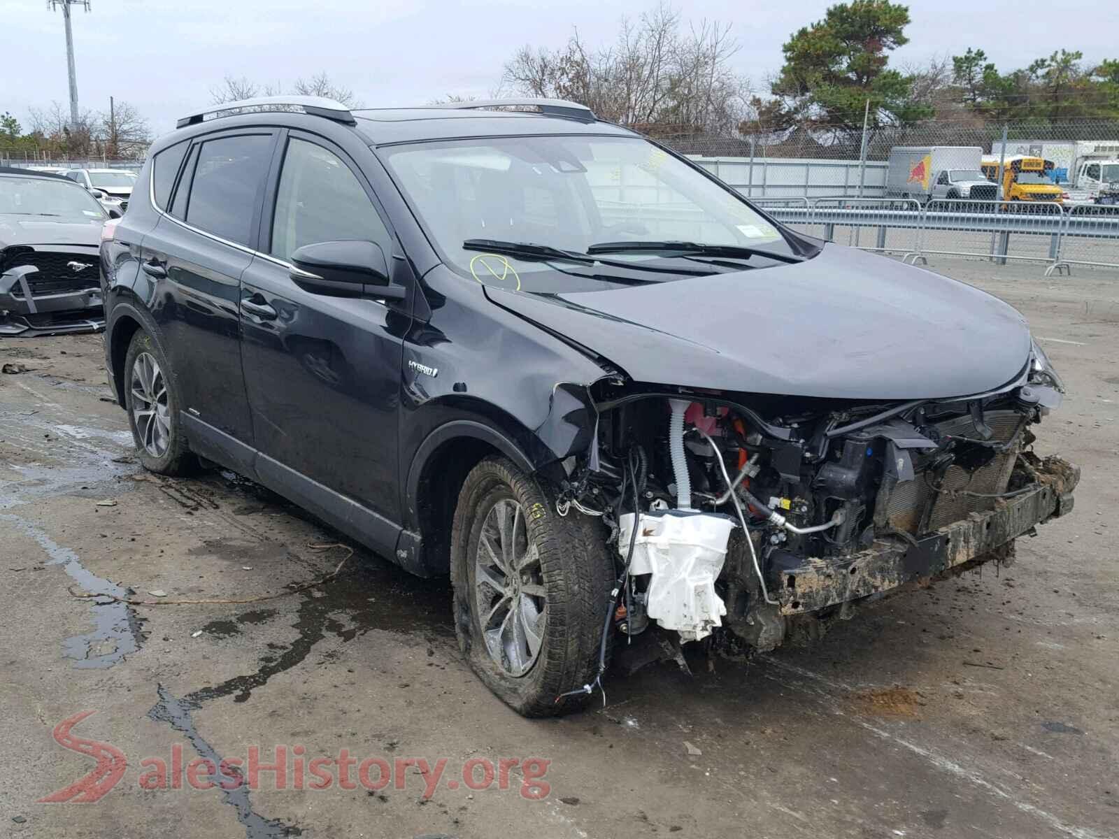 2017 TOYOTA RAV4 HV LE — VIN JTMRJREV7HD150544