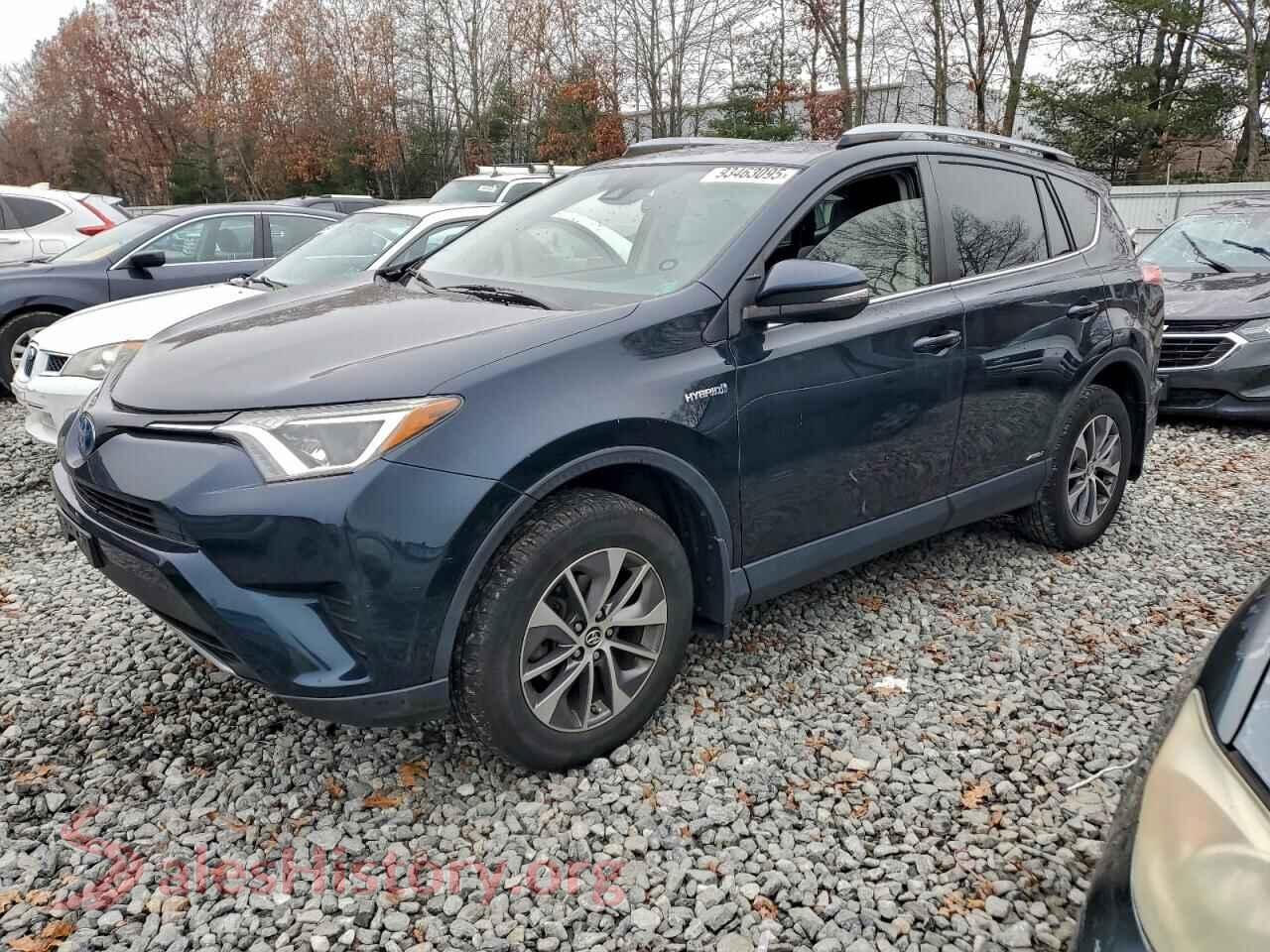 2018 TOYOTA RAV4 — VIN JTMRJREV7JD254876