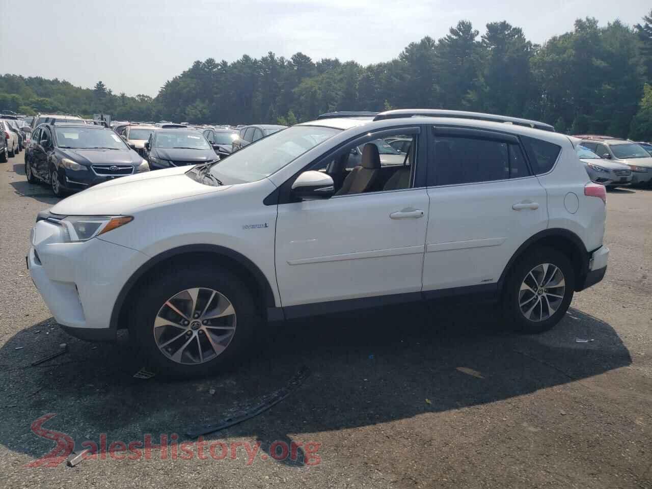 2018 TOYOTA RAV4 — VIN JTMRJREV8JD175443