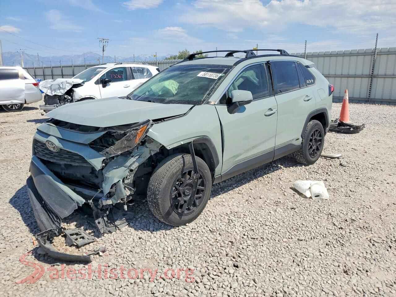 2022 TOYOTA RAV4 — VIN JTMRWRFV4ND163912