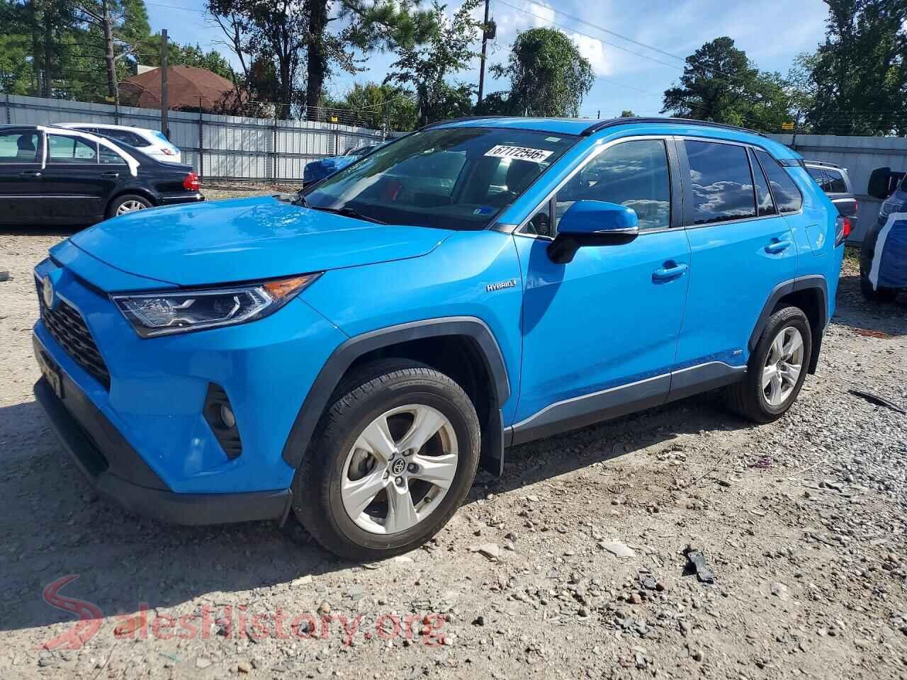 2021 TOYOTA RAV4 — VIN JTMRWRFV6MD125256