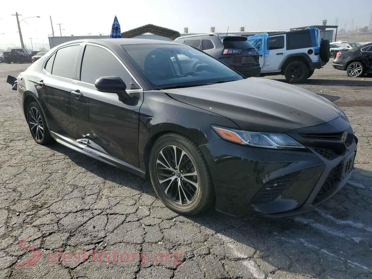2018 TOYOTA CAMRY — VIN JTNB11HK7J3029945