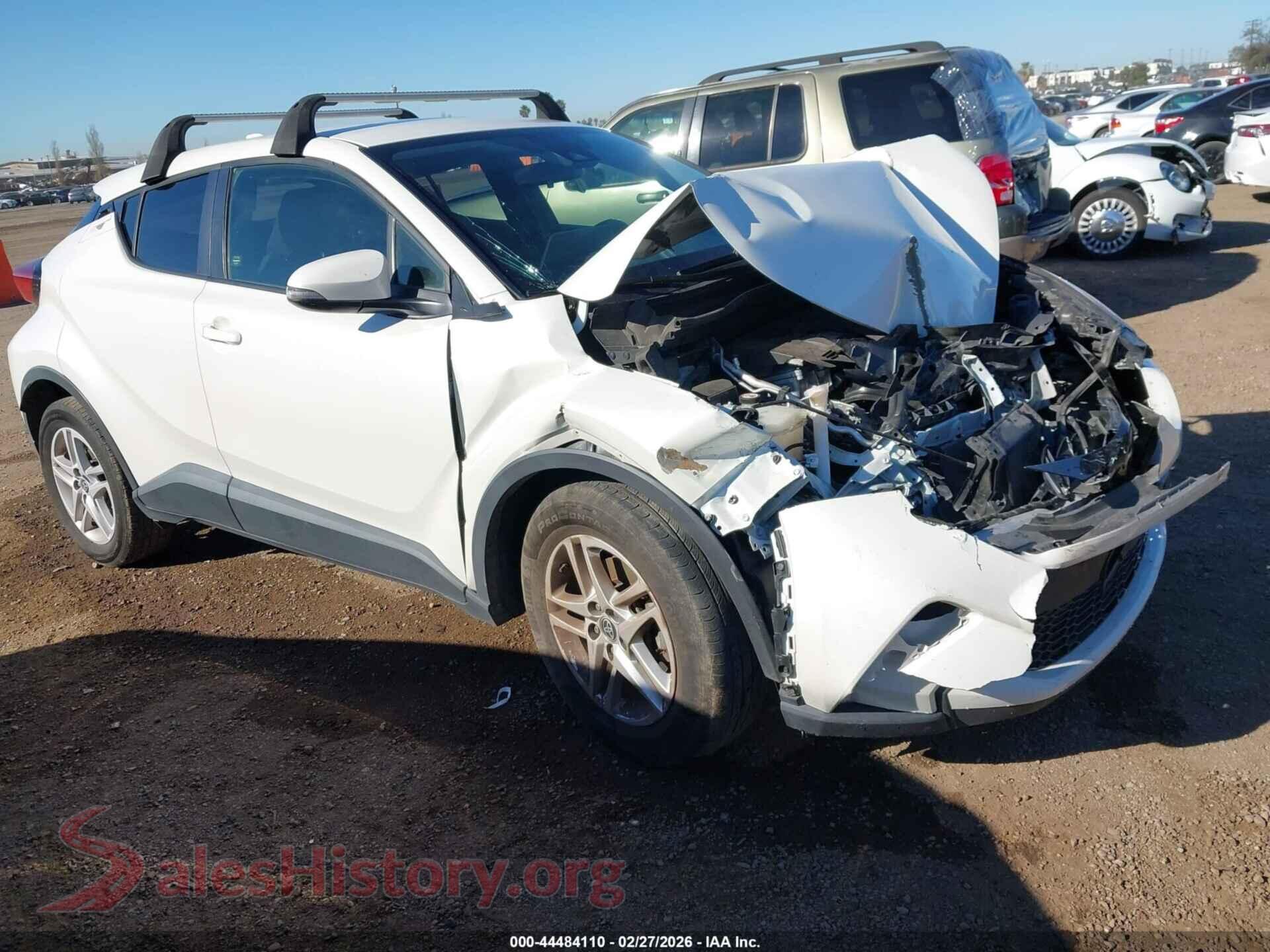 2021 TOYOTA C-HR — VIN JTNKHMBX7M1121302