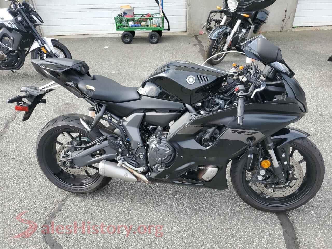 2025 YAMAHA YZFR7 — VIN JYARM38E2SA018540