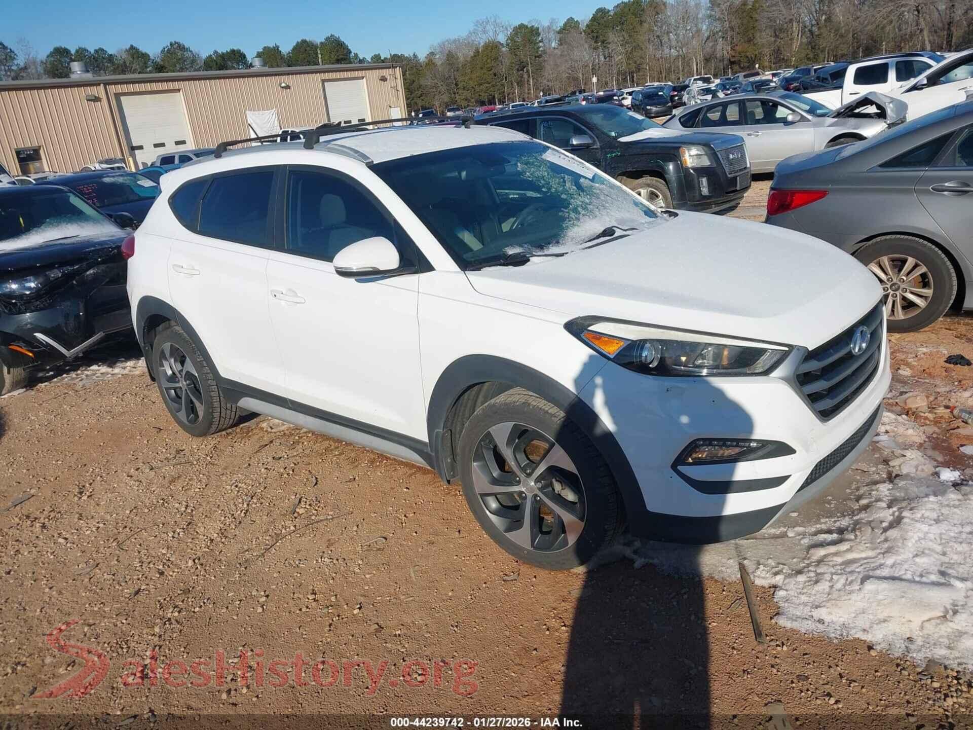 2017 HYUNDAI TUCSON — VIN KM8J33A20HU508501